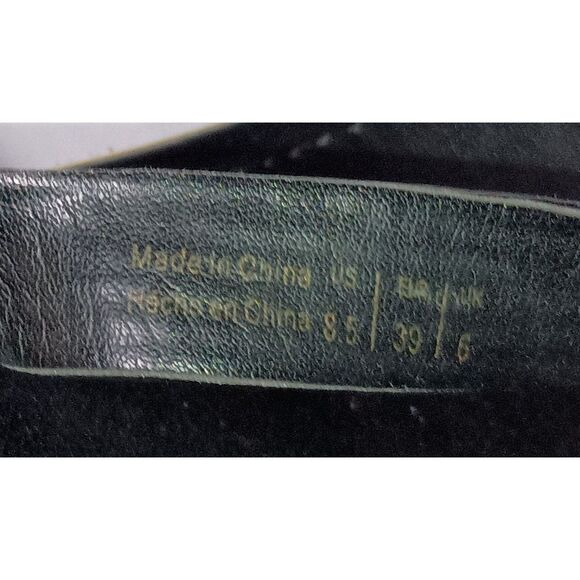 ALDO:  Black Thong Wedge Sandal with Gold Insert, Woman Size 8 - Picture 8 of 8